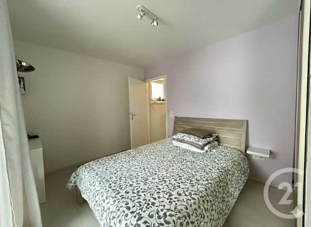 Appartement F2 à louer - 2 pièces - 44.0 m2 - ILLKIRCH GRAFFENSTADEN - 67 - ALSACE - Century 21 L'Illiade