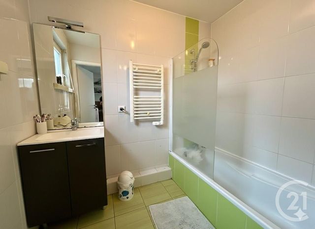 Appartement F2 à louer - 2 pièces - 44.0 m2 - ILLKIRCH GRAFFENSTADEN - 67 - ALSACE - Century 21 L'Illiade