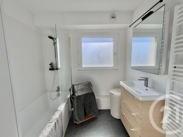 Appartement F3 à vendre - 3 pièces - 76.44 m2 - ILLKIRCH GRAFFENSTADEN - 67 - ALSACE - Century 21 L'Illiade