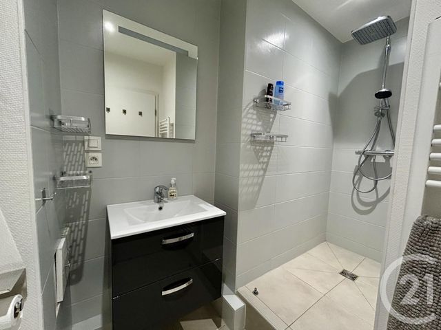 Appartement F2 à louer - 2 pièces - 40.43 m2 - STRASBOURG - 67 - ALSACE - Century 21 L'Illiade