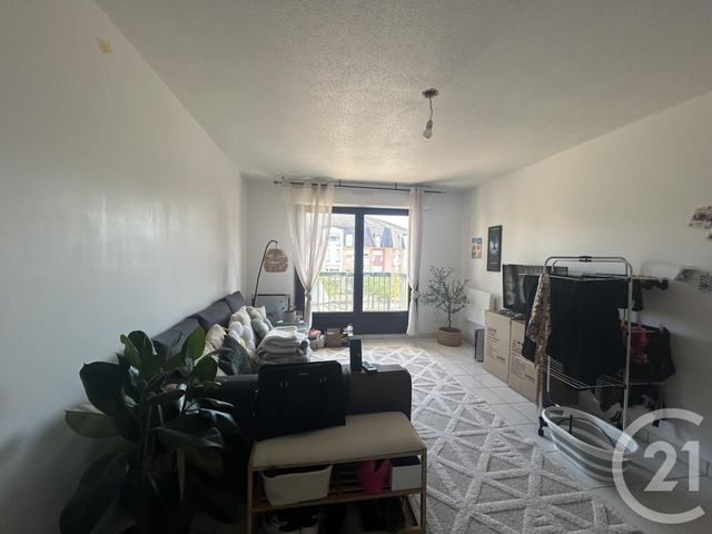 Appartement F3 à louer - 3 pièces - 62.96 m2 - ILLKIRCH GRAFFENSTADEN - 67 - ALSACE - Century 21 L'Illiade