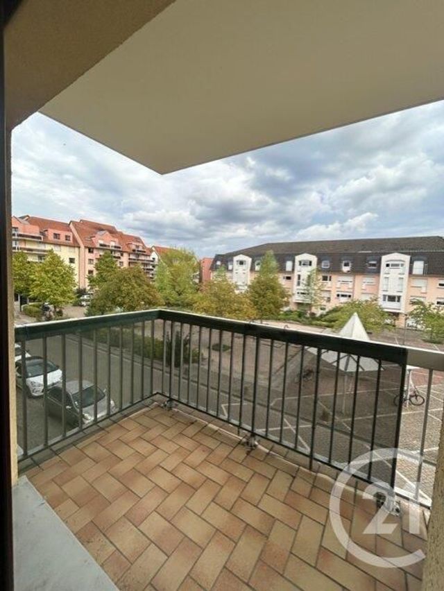 Appartement F3 à louer - 3 pièces - 62.96 m2 - ILLKIRCH GRAFFENSTADEN - 67 - ALSACE - Century 21 L'Illiade