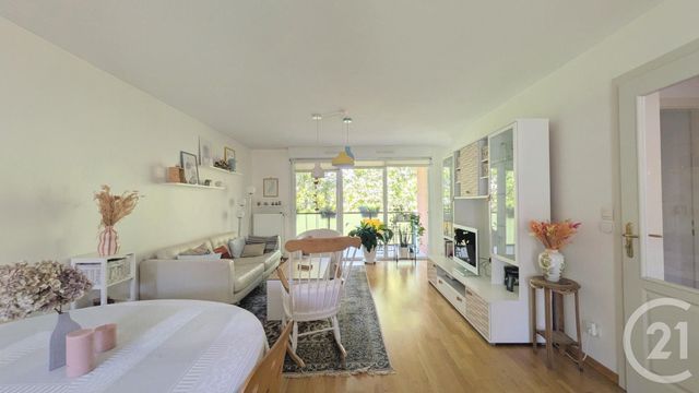 Appartement F3 à vendre - 3 pièces - 70.12 m2 - STRASBOURG - 67 - ALSACE - Century 21 L'Illiade